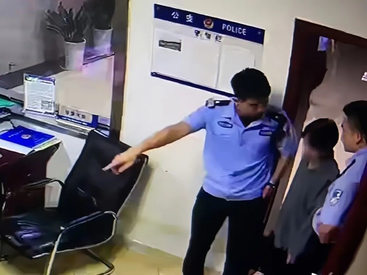 自导自演“跳楼讨薪”?刑拘! 自导自演“跳楼讨薪”?刑拘!