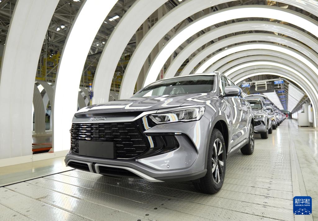 探访中部地区新能源汽车生产线