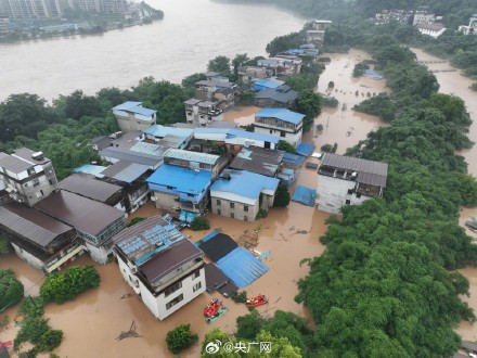 广西为何出现特大暴雨 广西为何出现特大暴雨