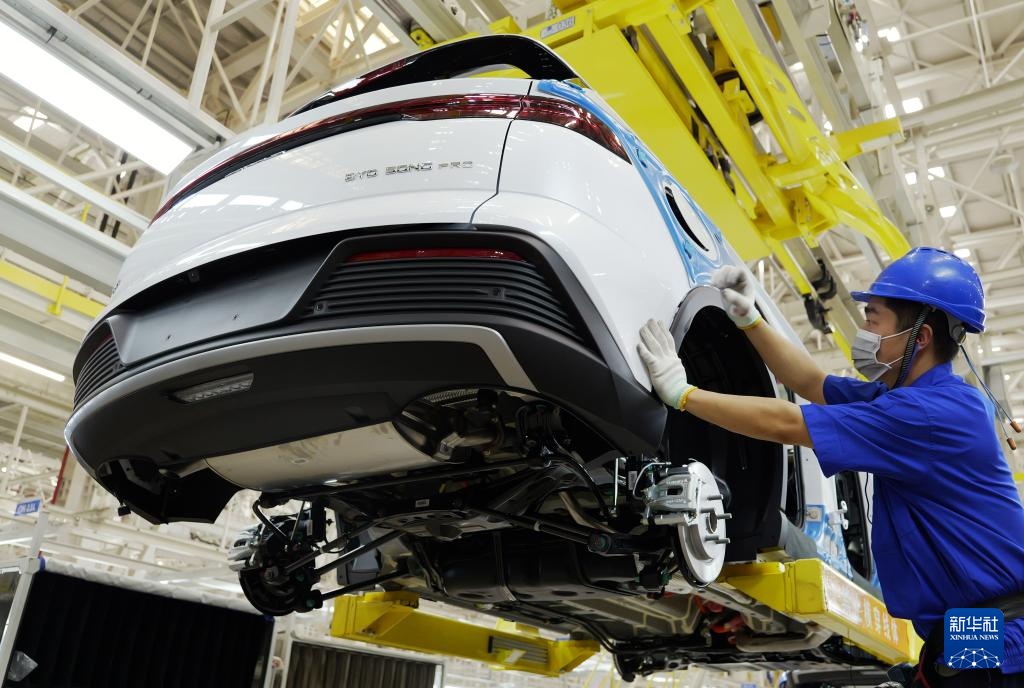 探访中部地区新能源汽车生产线