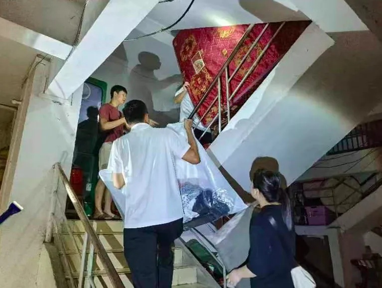 洪水过境!广东封开全力以赴抢险救灾 洪水过境!广东封开全力以赴抢险救灾