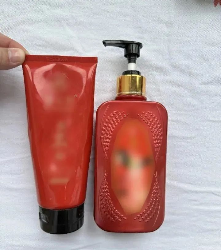 突发怪病？男子身上出现“蓝色斑块”，真相让人意外