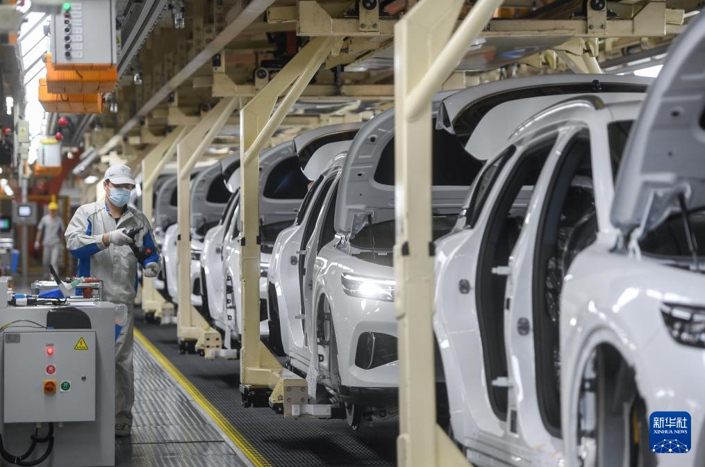 探访中部地区新能源汽车生产线