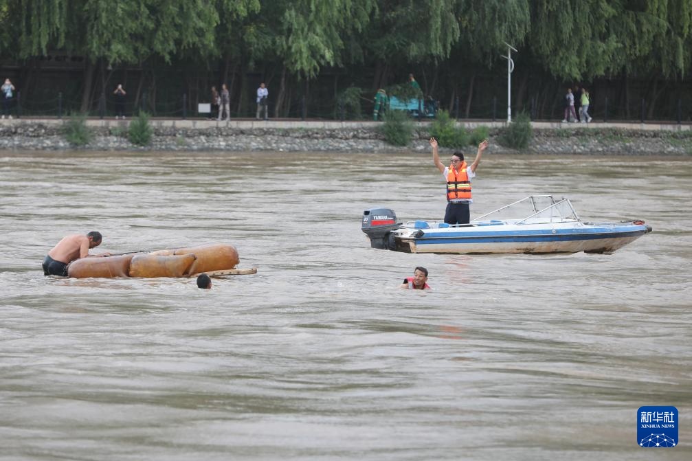 甘肃举行水上交通应急搜救综合演练