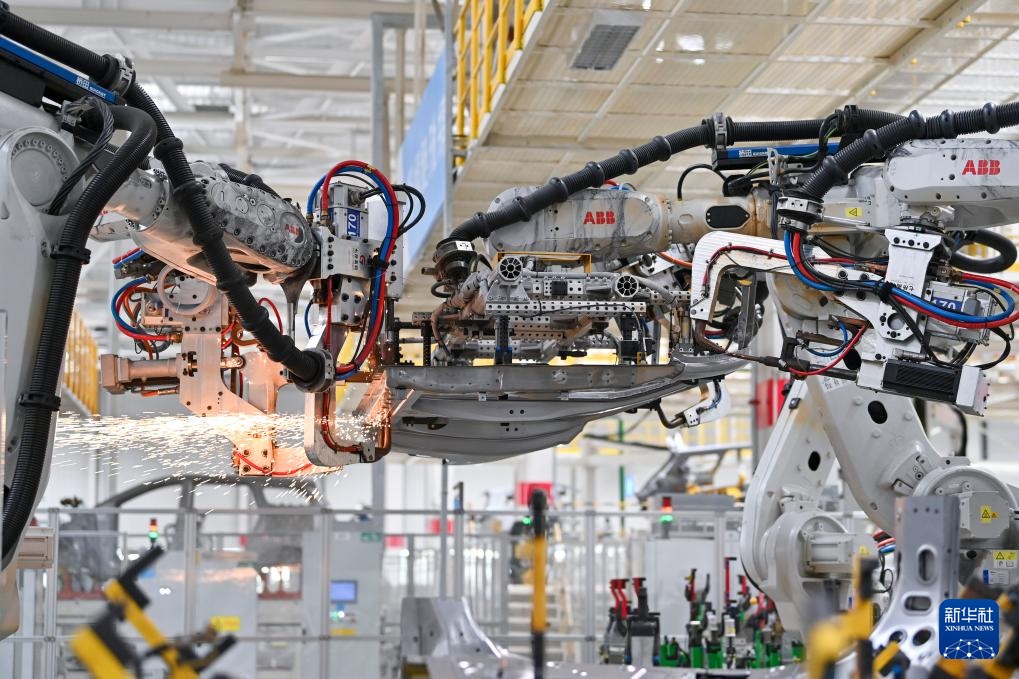 探访中部地区新能源汽车生产线