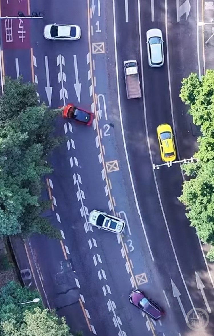 火遍全网的“多车串联掉头”是他发明的