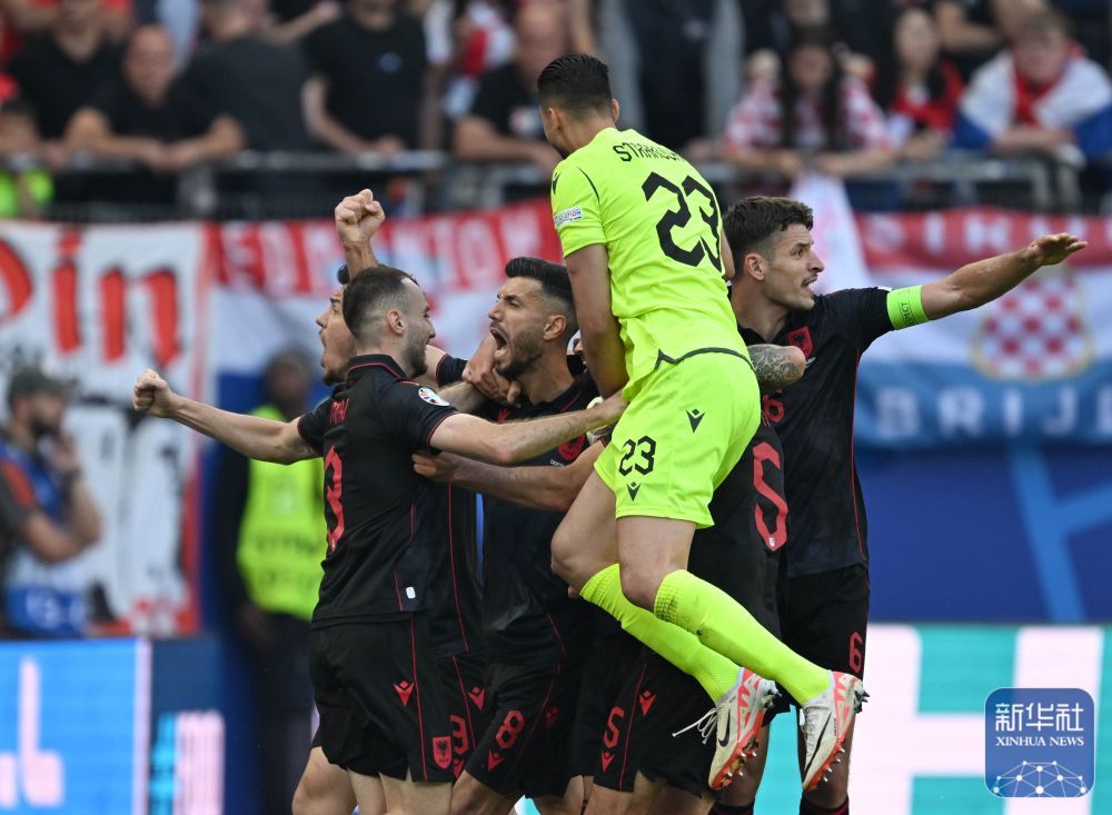 欧锦赛小组赛 | 克罗地亚队战平阿尔巴尼亚队 欧锦赛小组赛 | 克罗地亚队战平阿尔巴尼亚队