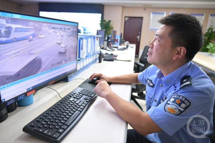 火遍全网的“多车串联掉头”是他发明的