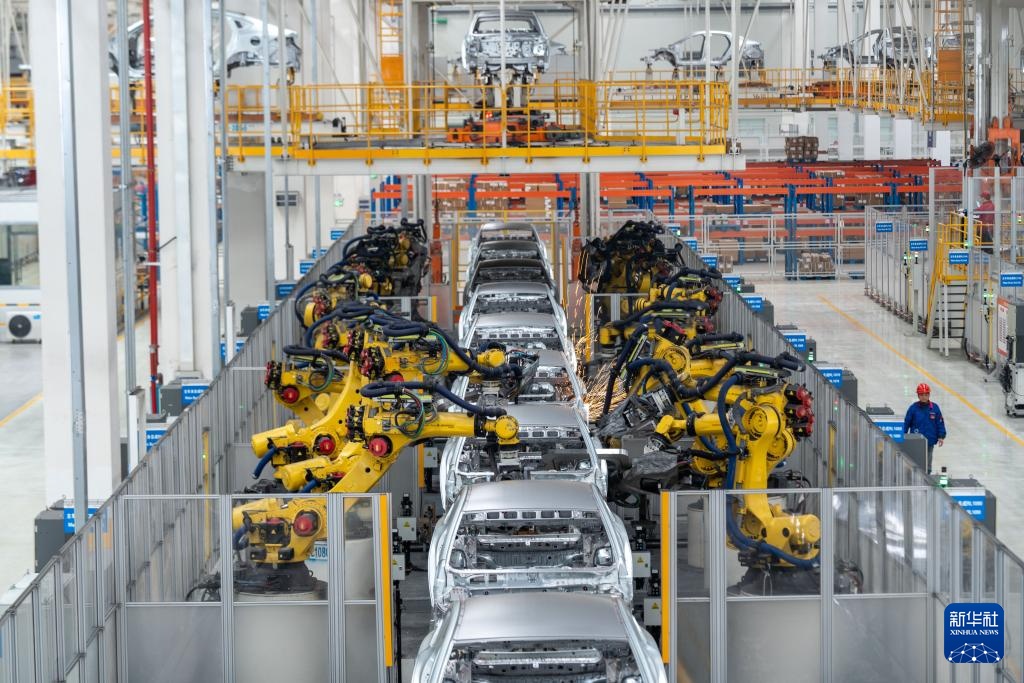 探访中部地区新能源汽车生产线