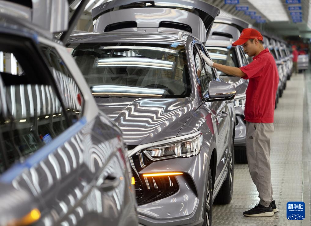 探访中部地区新能源汽车生产线