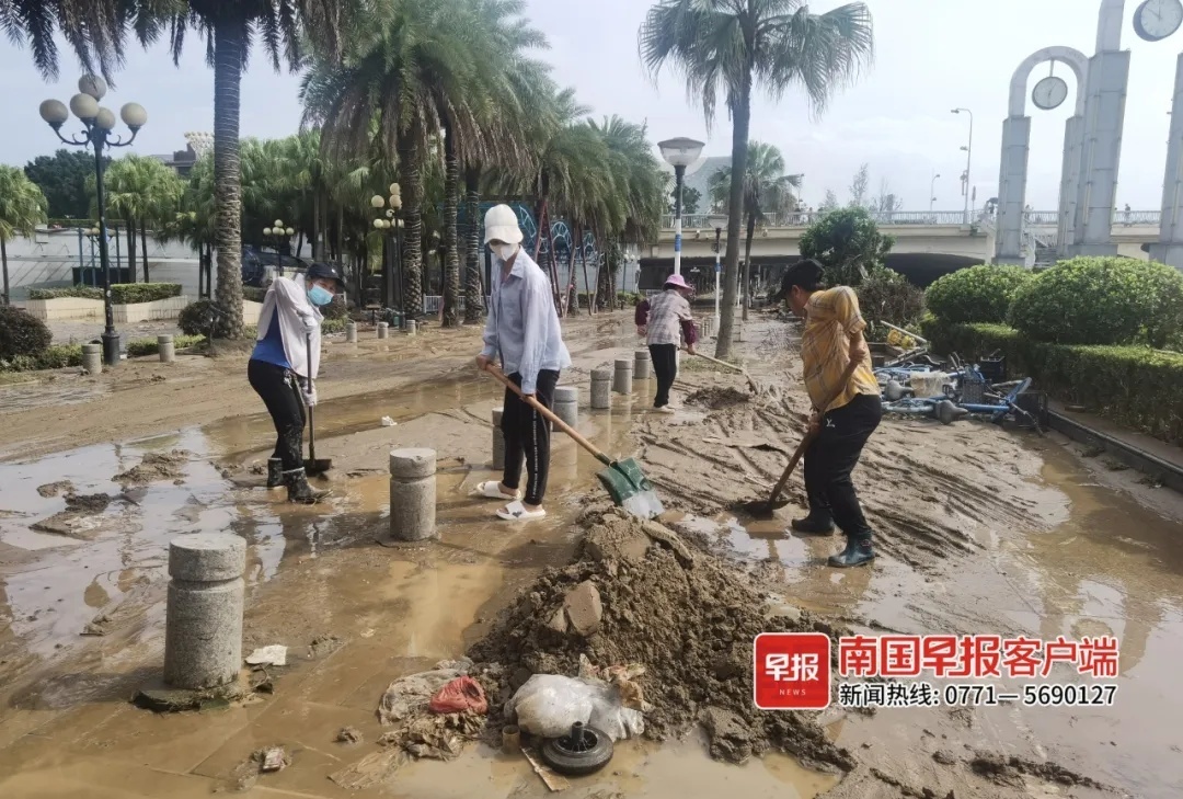 已出峰回落!桂林洪水最新情况→ 已出峰回落!桂林洪水最新情况→