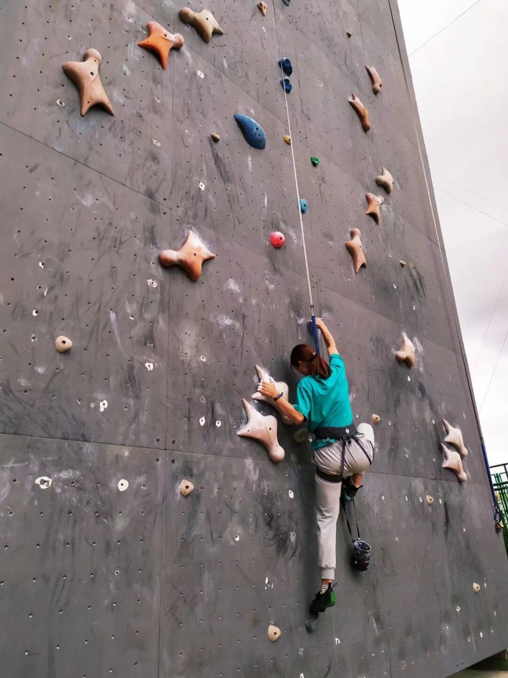 追光 | 从留守儿童到冲击奥运：攀岩赐予我向上的力量