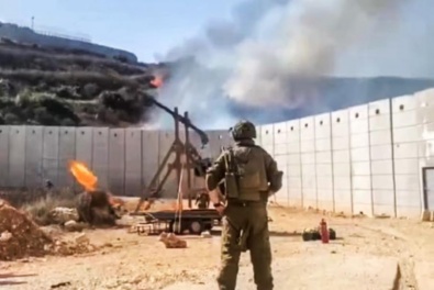 投石、火攻、断粮：巴以冲突另一面