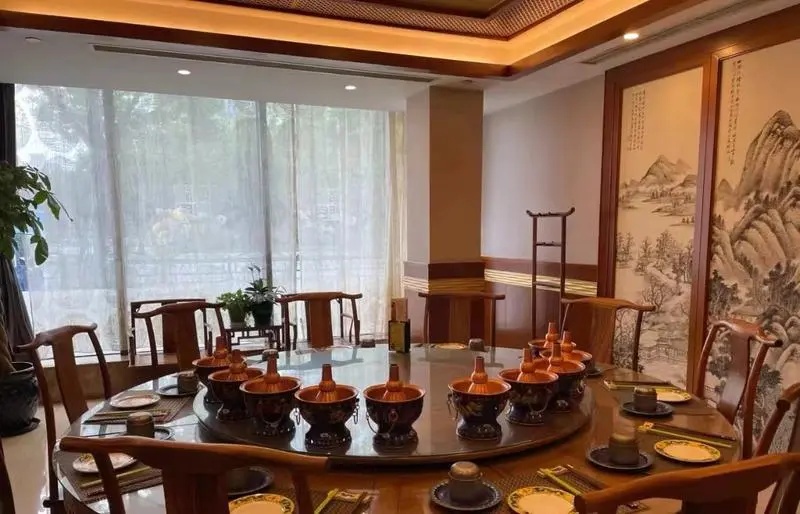 事发上海知名餐馆!12人吃完后全部中招?检查结果大吃一惊,最新:监管部门已介入 事发上海知名餐馆!12人吃完后全部中招?检查结果大吃一惊,最新:监管部门已介入