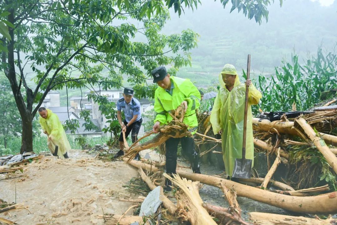 浙江一地紧急转移2000余人！未来七天，高度警惕