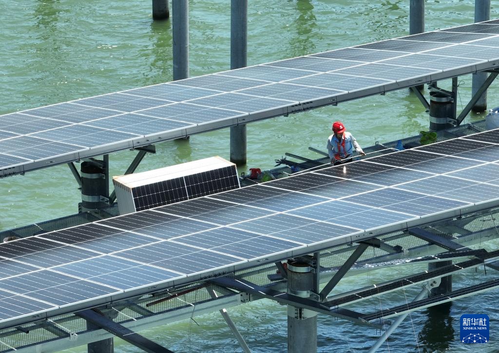 福建:海上光伏电站建设忙 福建:海上光伏电站建设忙