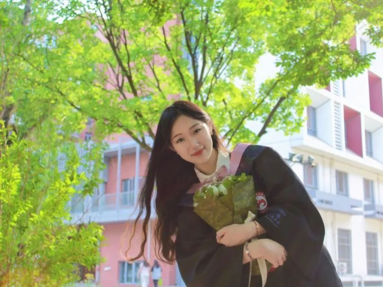 复制粘贴的优秀!双胞胎姐妹一起保研到…… 复制粘贴的优秀!双胞胎姐妹一起保研到……