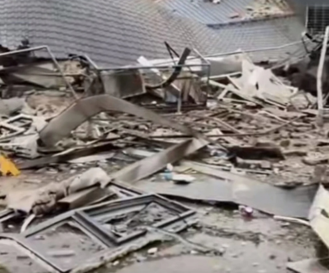 山西一大盘鸡店突发爆炸,致5人受伤 山西一大盘鸡店突发爆炸,致5人受伤