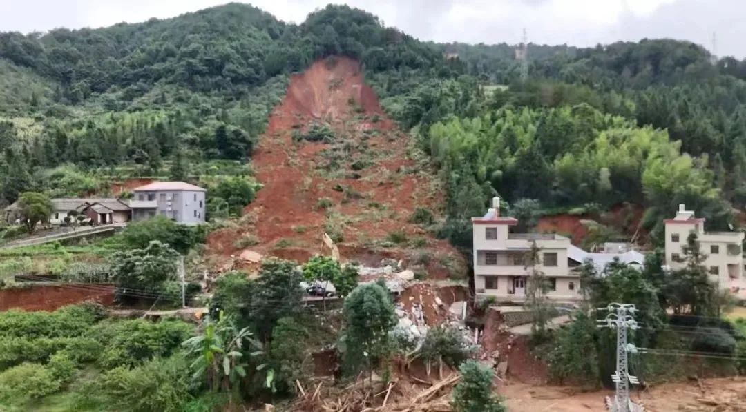 沉痛送别！马平在抗洪救灾中因公殉职，年仅46岁