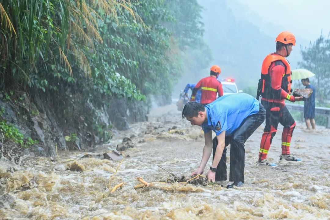 浙江一地紧急转移2000余人！未来七天，高度警惕