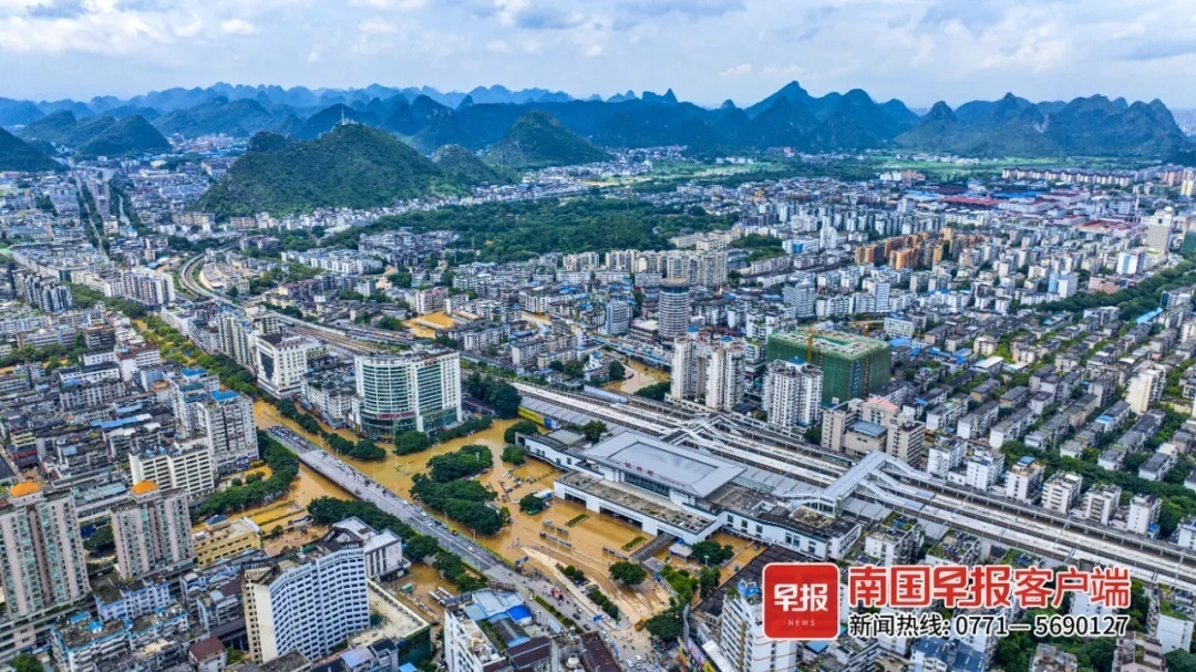 已出峰回落!桂林洪水最新情况→ 已出峰回落!桂林洪水最新情况→