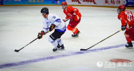 炎炎夏日来齐齐哈尔看场冰球吧