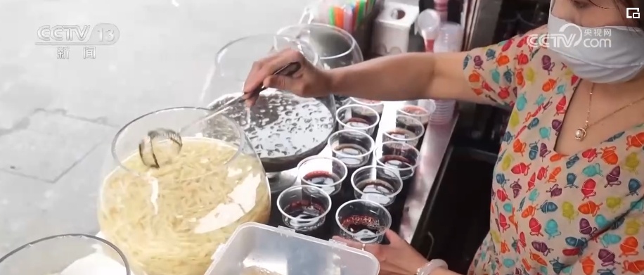 “夏日经济”清凉爽一“夏” 食在当“夏”激活消费新活力 “夏日经济”清凉爽一“夏” 食在当“夏”激活消费新活力