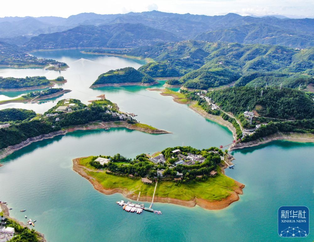 高质量发展调研行丨陕西安康：夏日瀛湖