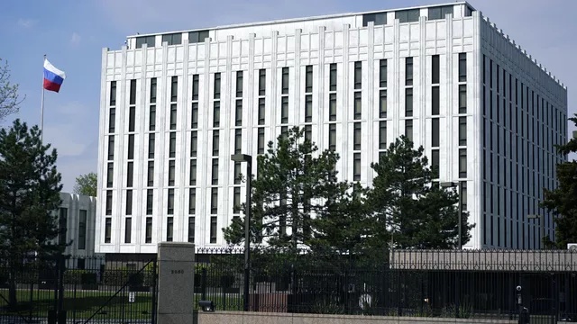 美国关闭俄罗斯在华盛顿和纽约的签证中心