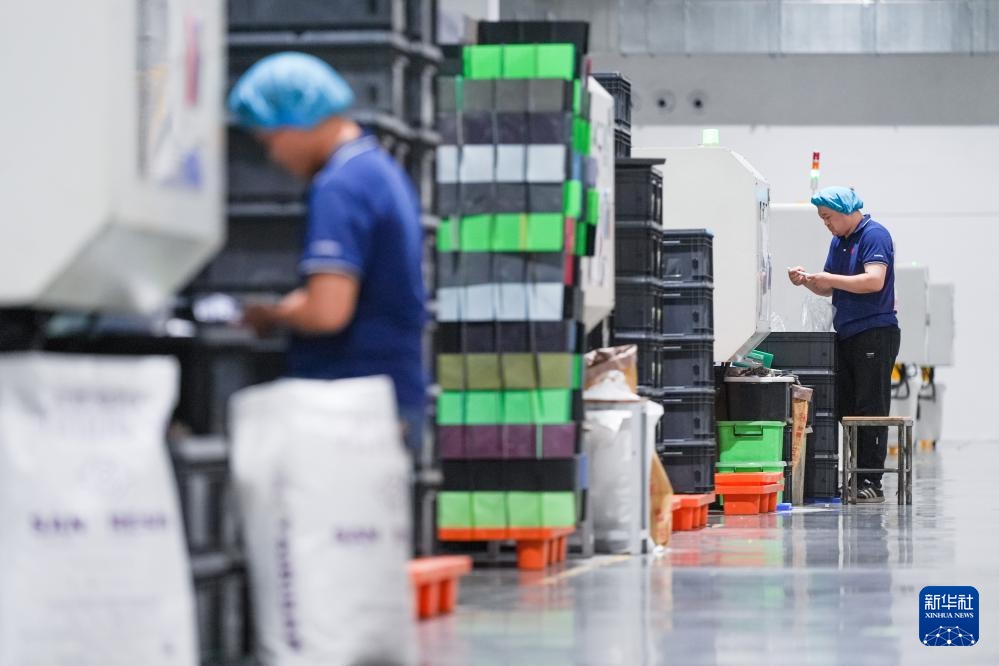 江苏杭集：牙刷小镇“刷”新发展