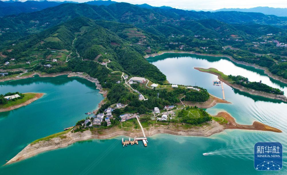 高质量发展调研行丨陕西安康：夏日瀛湖