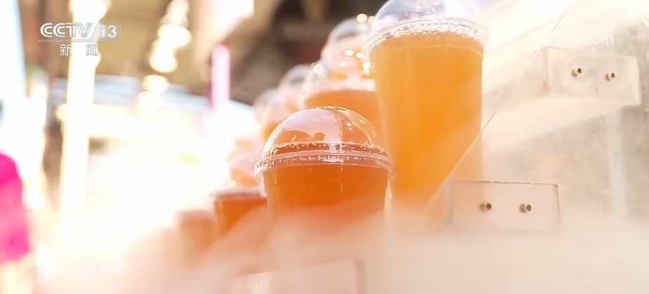 “夏日经济”清凉爽一“夏” 食在当“夏”激活消费新活力 “夏日经济”清凉爽一“夏” 食在当“夏”激活消费新活力