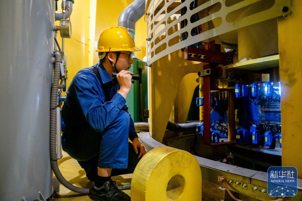 探访白鹤滩水电站