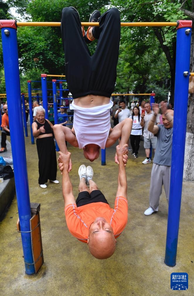 在“天府之国”看大爷们“硬核”健身 在“天府之国”看大爷们“硬核”健身