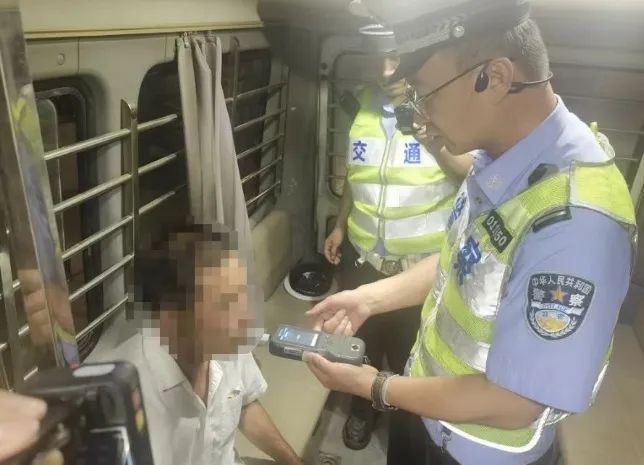 北京交警查获1768名酒驾司机,其中醉驾587人! 北京交警查获1768名酒驾司机,其中醉驾587人!