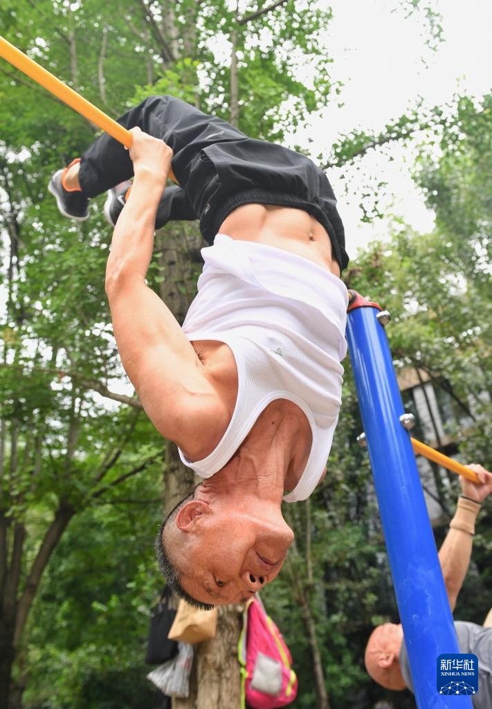 在“天府之国”看大爷们“硬核”健身 在“天府之国”看大爷们“硬核”健身