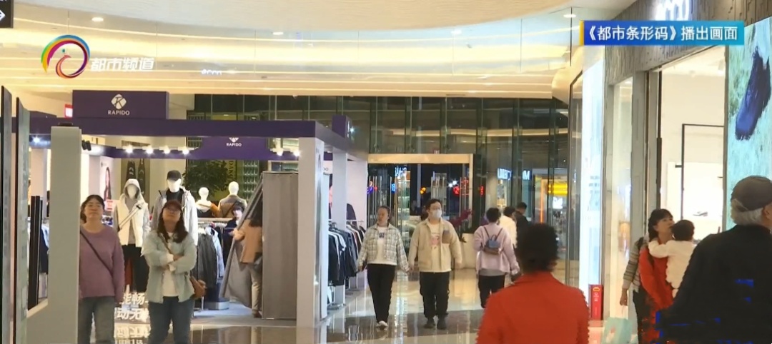 砸了25万进美容院,昆明一女子不满意想退款,余款能退吗? 砸了25万进美容院,昆明一女子不满意想退款,余款能退吗?