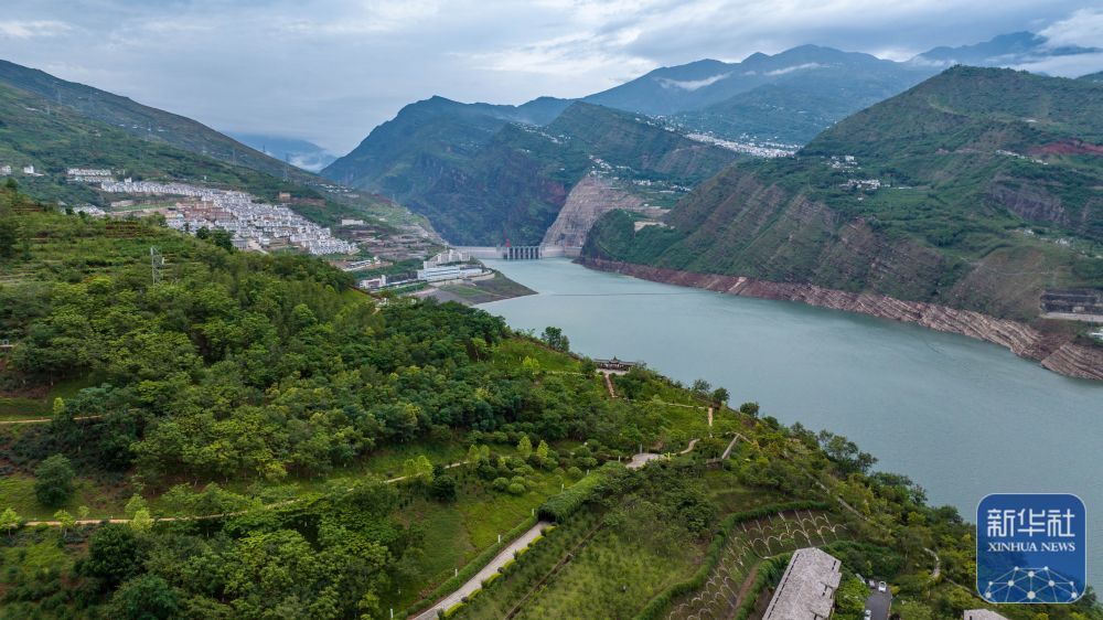 探访白鹤滩水电站