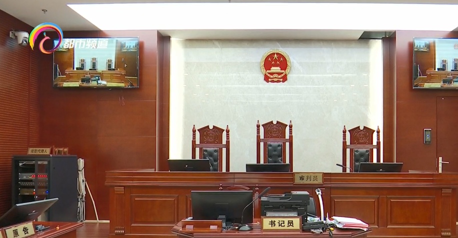 砸了25万进美容院,昆明一女子不满意想退款,余款能退吗? 砸了25万进美容院,昆明一女子不满意想退款,余款能退吗?