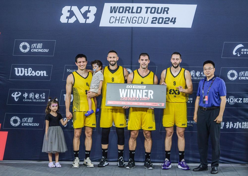 三人篮球大师赛成都站|乌布惠汕夺冠 中国选手磨合阵容