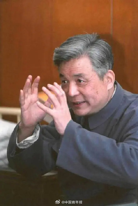 清华送本科新生《邓稼先传》 清华送本科新生《邓稼先传》