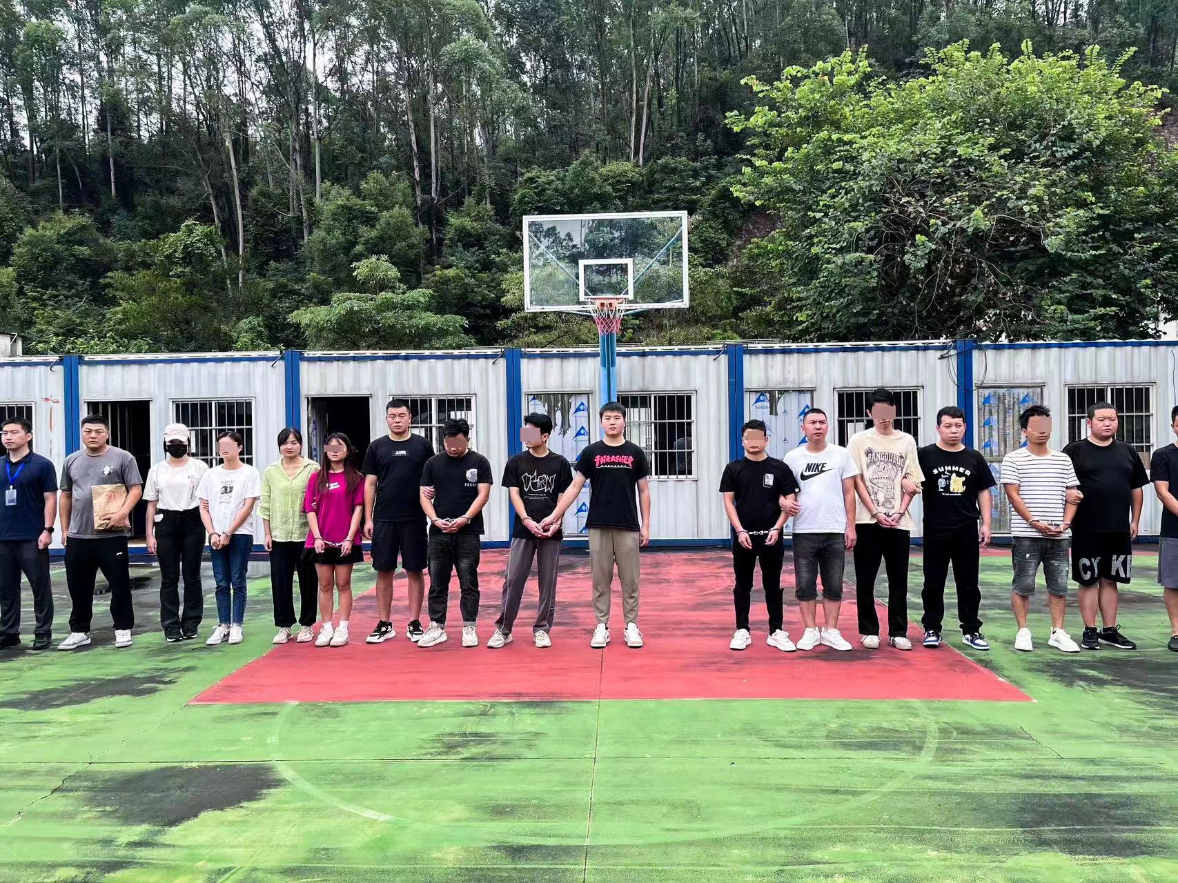 涉案金额高达300余万元！湖北十堰警方打掉48人专骗大货车司机团伙