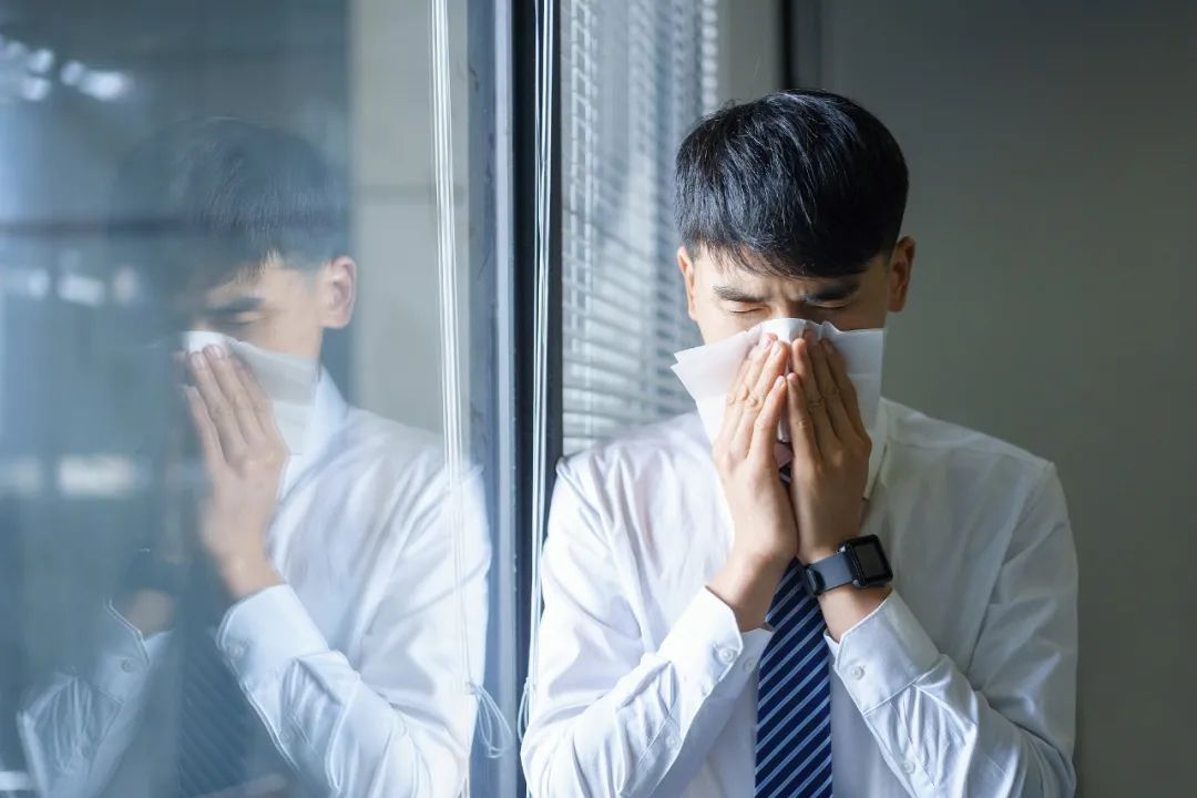 家中出现小霉点,身体可能要遭殃!千万别大意→ 家中出现小霉点,身体可能要遭殃!千万别大意→