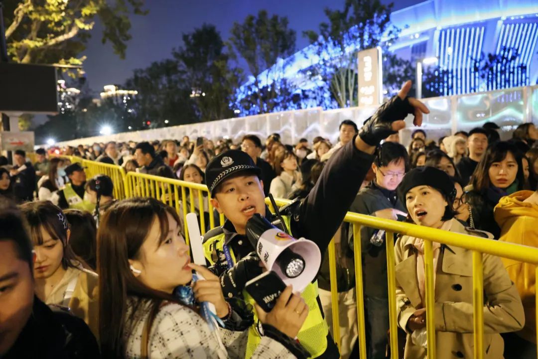 演唱会前一天摔伤、预售手一抖抢错场次......这票到底能不能退？