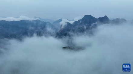 河北邢台：云海翻涌太行山