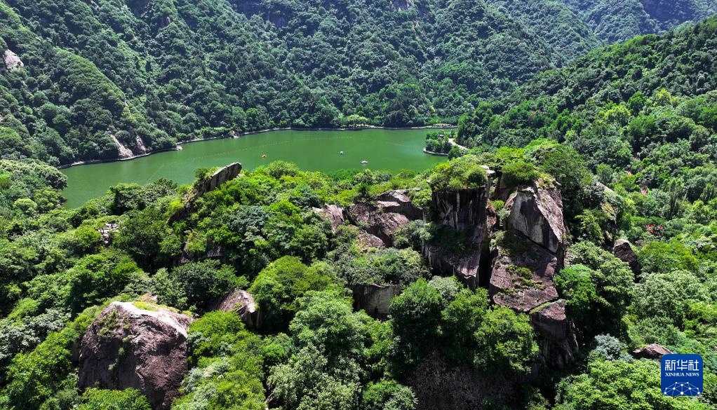 山崩奇景翠华山