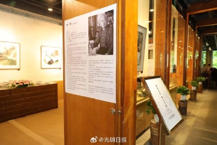 透过黎明的作品看岭南画派艺术发展
