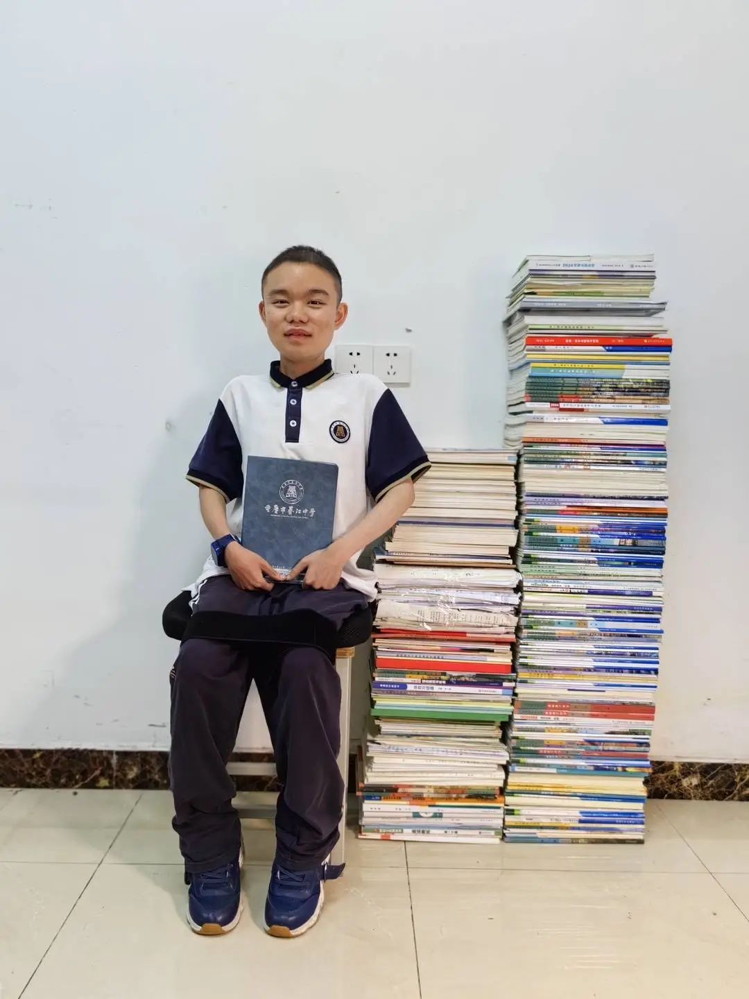 19岁男孩高考“超预期”！曾被医生预言“活不过18岁”