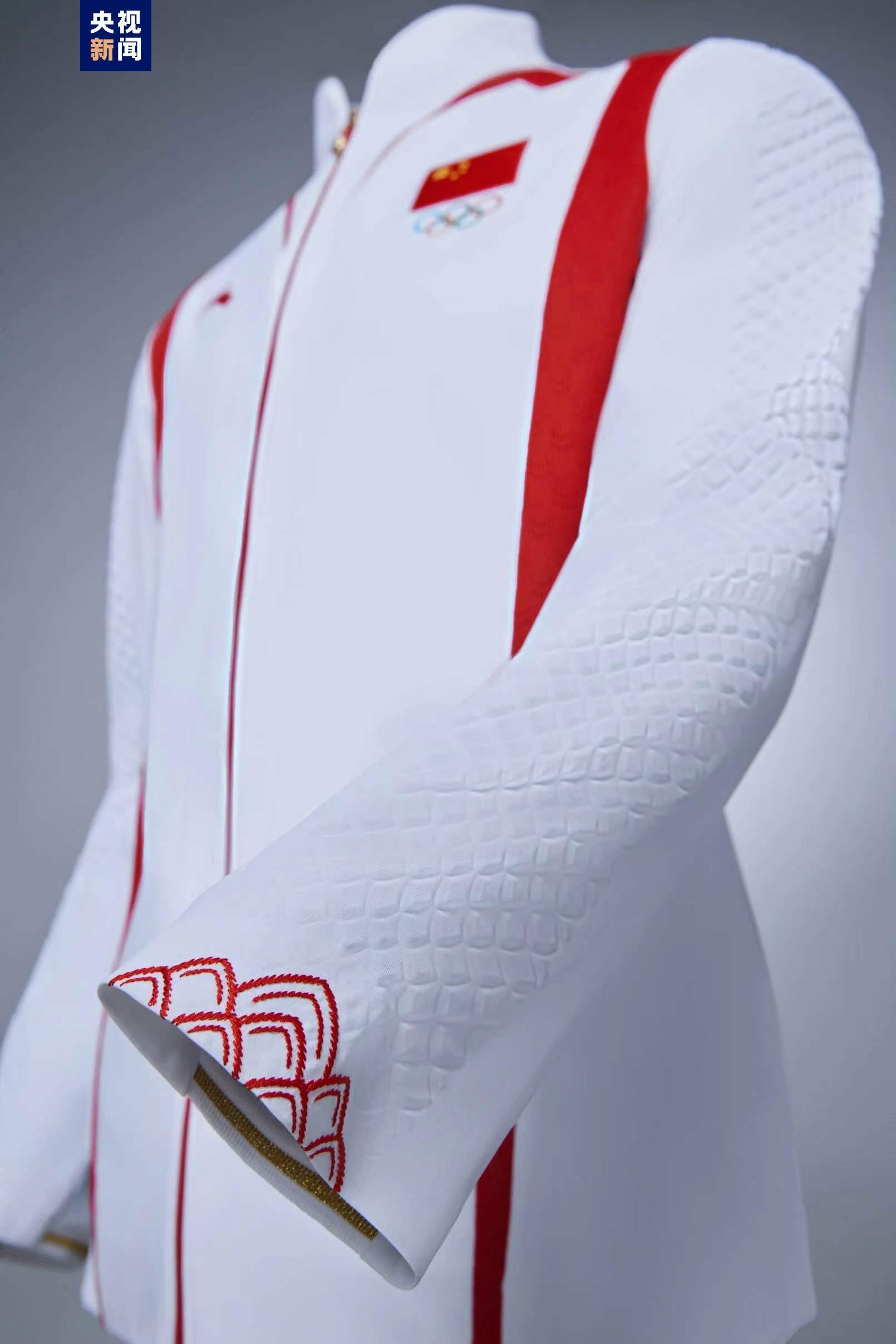 巴黎奥运会中国体育代表团领奖服发布 巴黎奥运会中国体育代表团领奖服发布