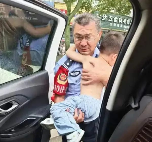 强降雨持续！江西多地告急！这一幕幕画面刷屏……